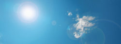 Sommerhimmel und Gedankenwölkchen