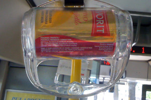 Werbung Bus Haltegriff Bierdose Istrien IMG_0556b