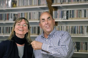 Referenten Dr. Elmar Teutsch im Studio mit Barbara Bonmann Radio im WEB RIW / Foto: TELOS - SUN8680c