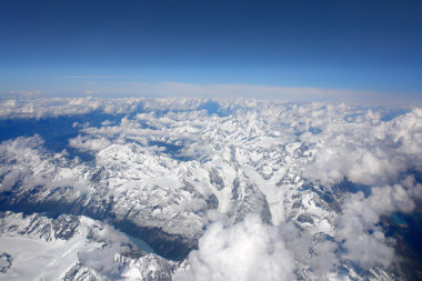 Himmel Wolken Berge Gletscher Flugaufnahme / Foto: TELOS - B6398c