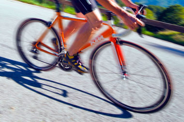 Fahrradrennen abwärts / Fotobearbeitung: TELOS - 11817bvG