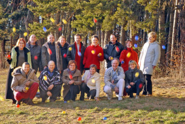 Veränderung Gruppenfoto lachen Bälle / Foto: TELOS - 11150hb