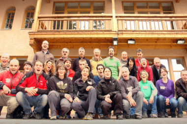 Stark im Team Gruppenbild nach dem Training / Foto: TELOS - C05066c