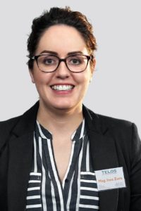 Referenten Mag. Ines Zorn Msc. Wand Blick Lächeln / Foto: TELOS - F1929dhnn