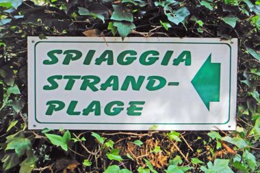 Sommer Schild Strandplage Strand Plage / Foto: TELOS - DSCF0917bG